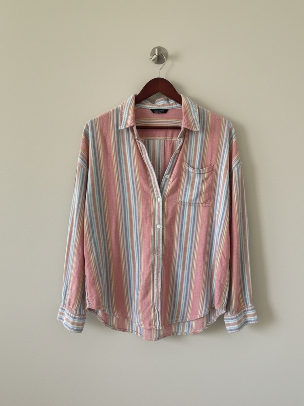 American Eagle Outfitters Button Down Top